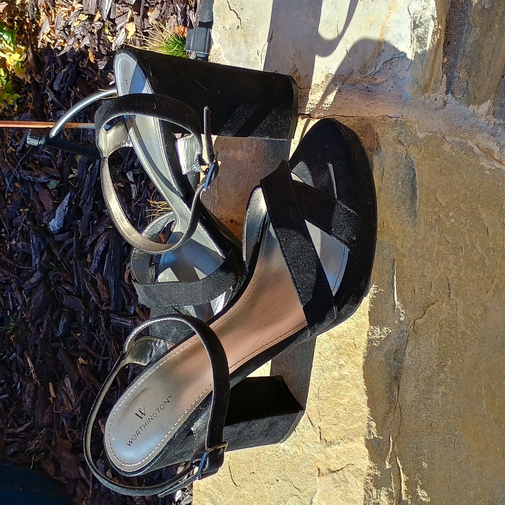 Worthington Black Suede Strappy Block Heels Women's Size 9.5 - Picture 2 of 7